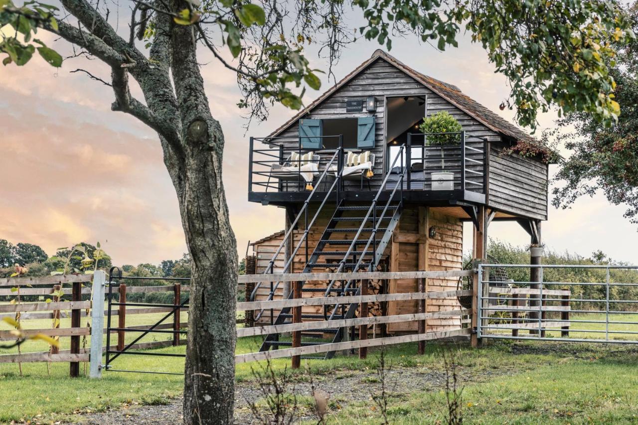 The Treehouse At Humblebee Hall Worcester Luaran gambar