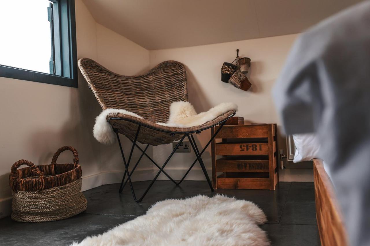 The Treehouse At Humblebee Hall Worcester Luaran gambar