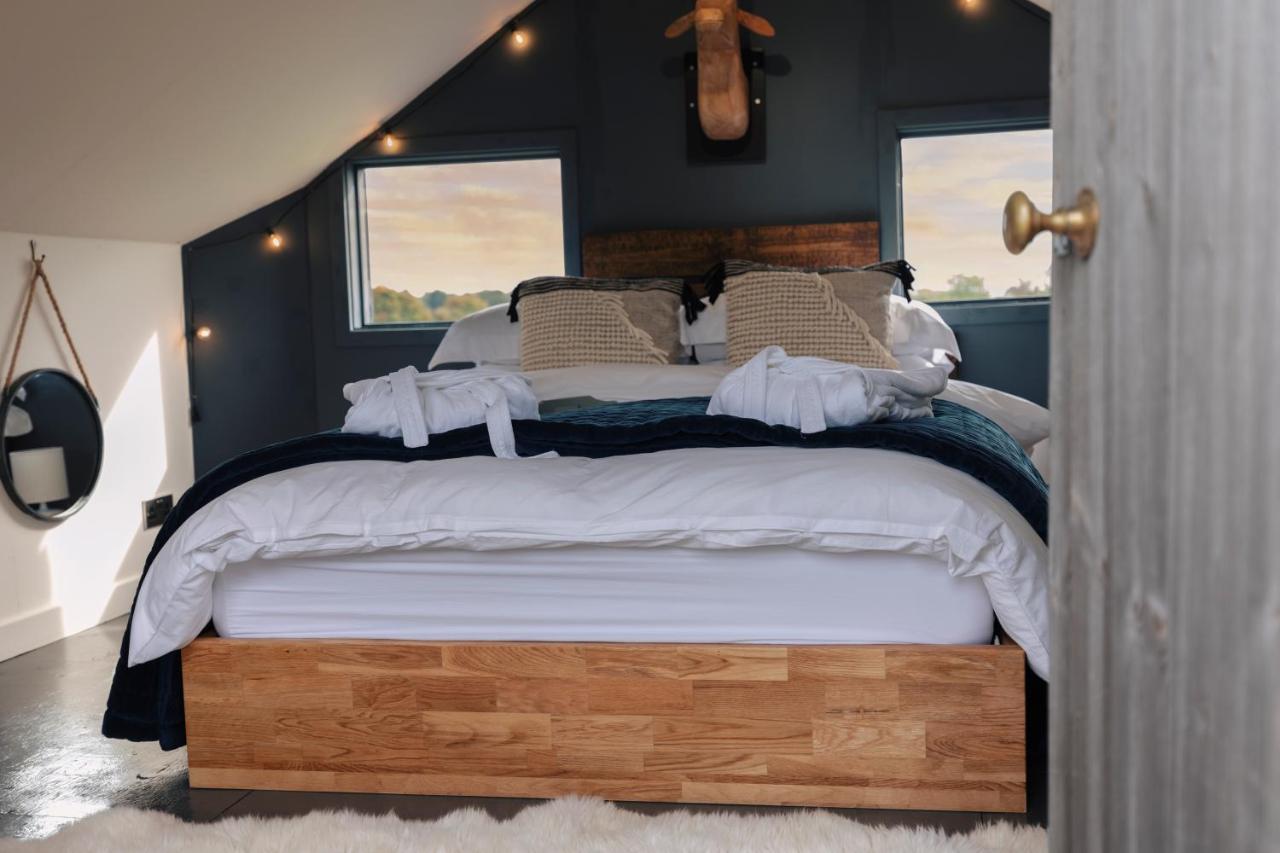 The Treehouse At Humblebee Hall Worcester Luaran gambar